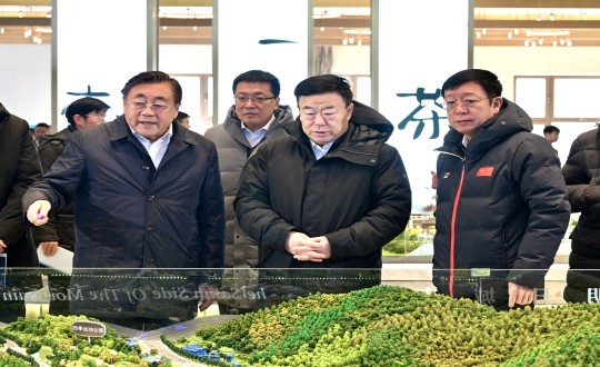 2024年1月4日，市委書記張恩惠一行蒞臨國信集團走訪調研_副本.jpg